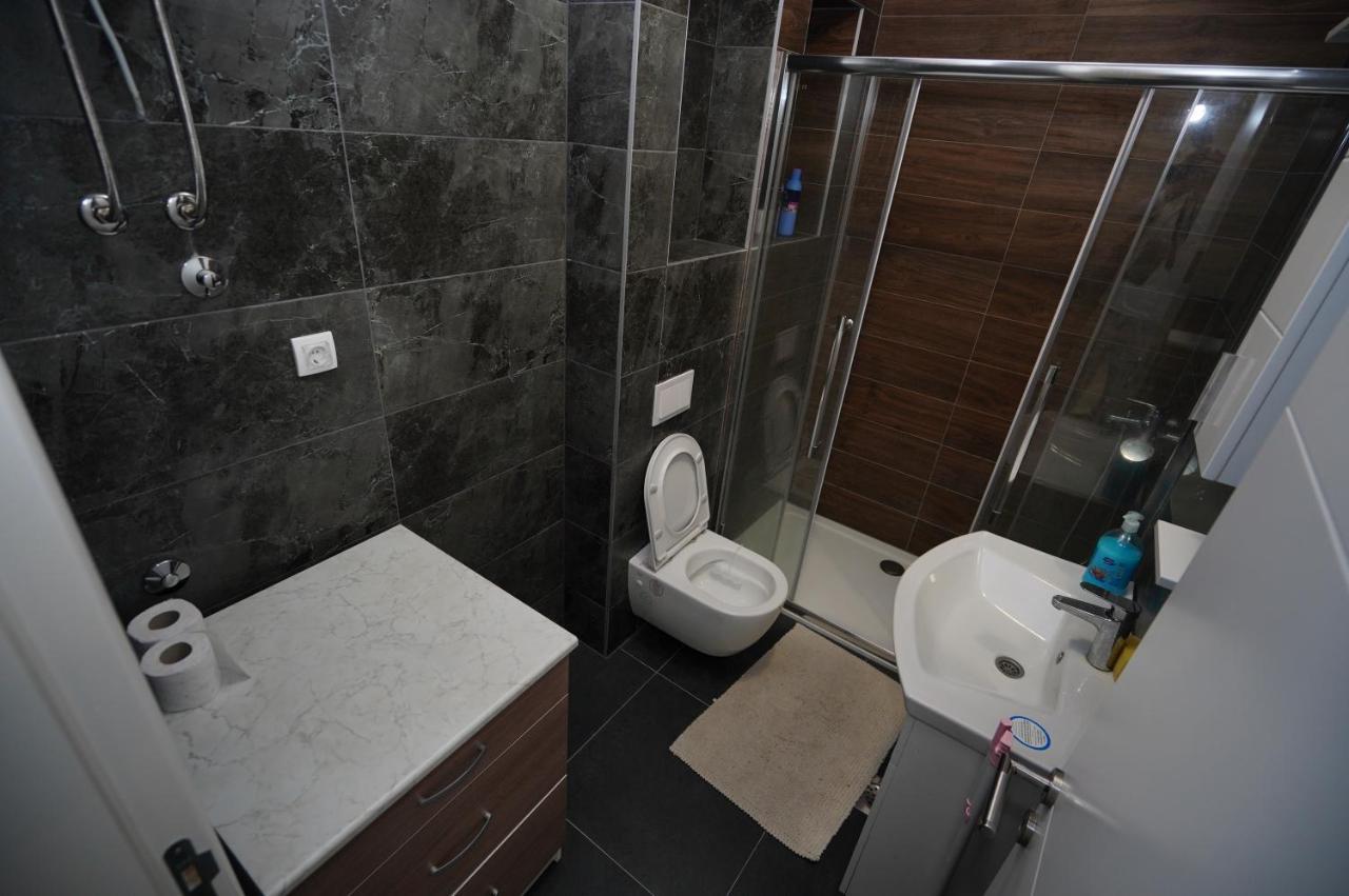 Apartman Venecija Banja Luka Exterior foto